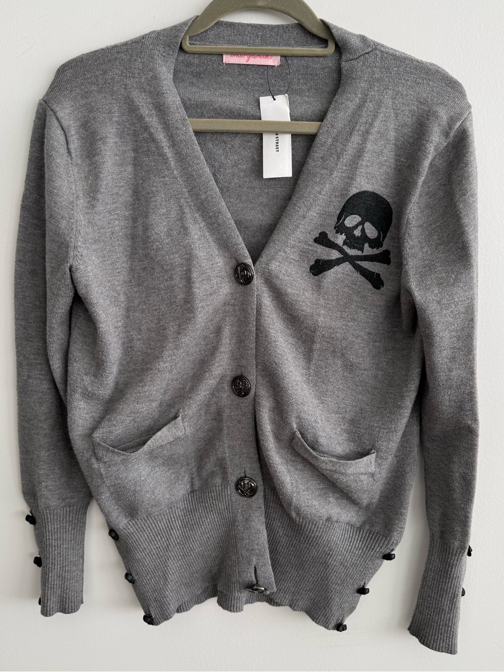 Women's Gray Skull-Accent V-Neck Cardigan Sweater from Japan